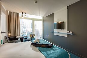 Opéralia Hôtel Les Pins
