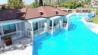 Mozaik Swim Up Hotel and Apartments