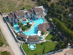 Mozaik Swim Up Hotel and Apartments