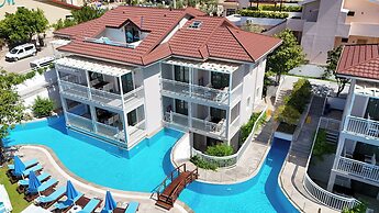 Mozaik Swim Up Hotel and Apartments