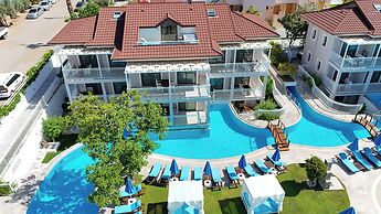 Mozaik Swim Up Hotel and Apartments