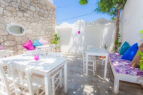 Alacati Alanur Otel