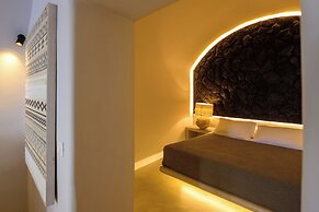 Nostos Apartments