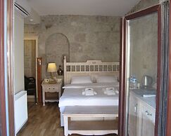 Assos Sunaba Kasri - Special Class