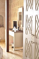 Assos Sunaba Kasri - Special Class