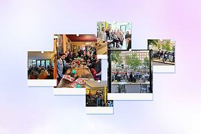 The Golden Stork - Hostel