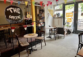 The Golden Stork - Hostel