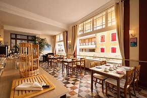 Logis Hotel Le Majestic
