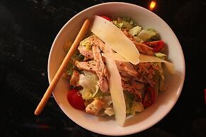 Hotel Naumpasa Konagi