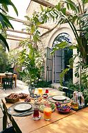 Manastir Alacati Hotel