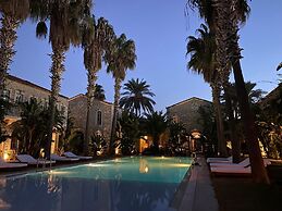 Manastir Alacati Hotel