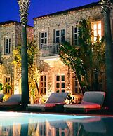 Manastir Alacati Hotel