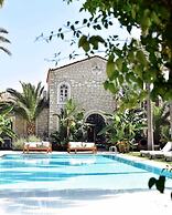 Manastir Alacati Hotel