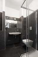 Babila Hostel & Bistrot