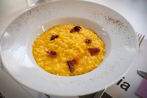 Babila Hostel & Bistrot