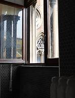 Babila Hostel & Bistrot