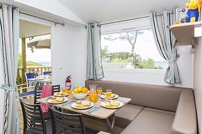 Domaine Résidentiel de Plein Air Odalys Le Port de la Chaine