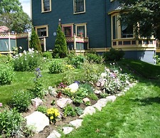 Rothesay House Heritage Inn B&B