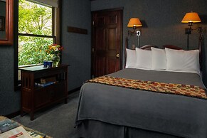 Paddler's Lane Retreat