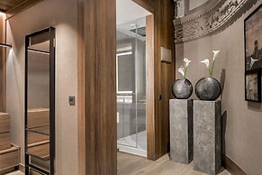 Círculo Gran Vía, Autograph Collection - Adults Only