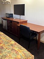 Deluxe Inn
