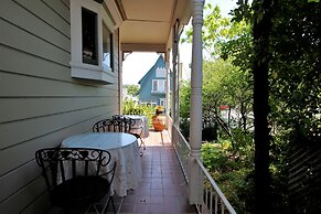 Bradford Place Inn & Gardens