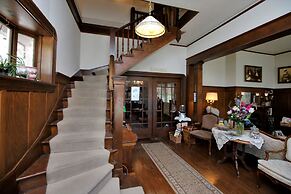 Bradford Place Inn & Gardens