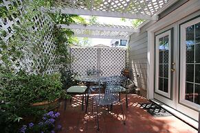 Bradford Place Inn & Gardens