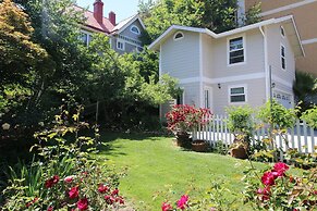 Bradford Place Inn & Gardens