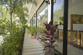 iRest Ao Nang Seafront