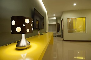 The Cozy Nest Boutique Rooms