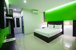 The Cozy Nest Boutique Rooms