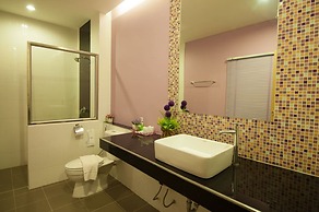 The Cozy Nest Boutique Rooms