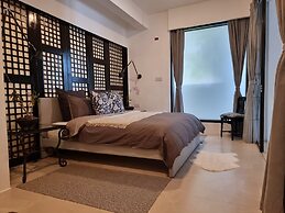 Stunning luxe 220sm villa by the sea entirely private with own pool