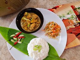 Stunning luxe 220sm villa by the sea entirely private with own pool