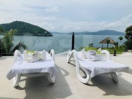 Stunning luxe 220sm villa by the sea entirely private with own pool