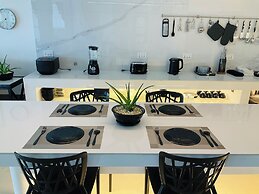 Stunning luxe 220sm villa by the sea entirely private with own pool