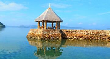 Stunning luxe 220sm villa by the sea entirely private with own pool