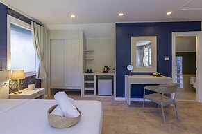 Let's Hyde Pattaya Resort & Villas