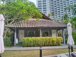 Let's Hyde Pattaya Resort & Villas