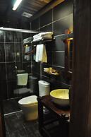 Yangshuo Mountain Nest Boutique Hotel