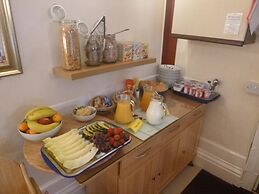 The Warwick Southport