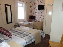 The Warwick Southport