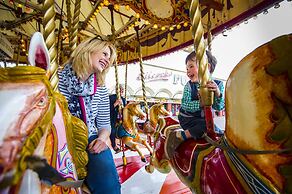 The Warwick Southport