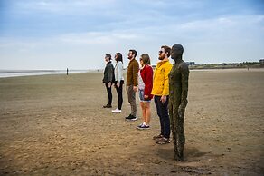 The Warwick Southport