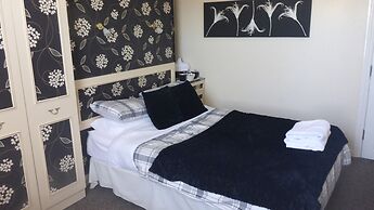 The Warwick Southport