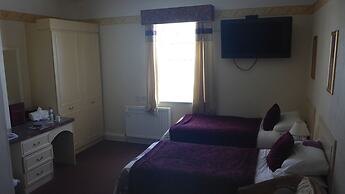 The Warwick Southport