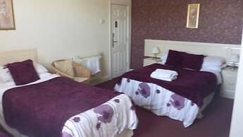 The Warwick Southport