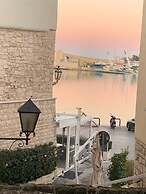 La Banchina Holiday Rooms