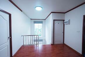 Kamalar Palace Longstay house